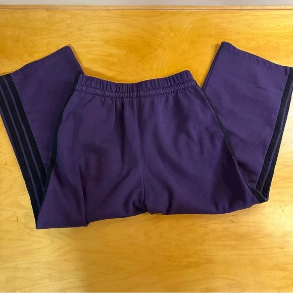 Adidas Women's Essentials 3-Stripes Straight Leg Sweatpants Medium Purple - Picture 9 of 9